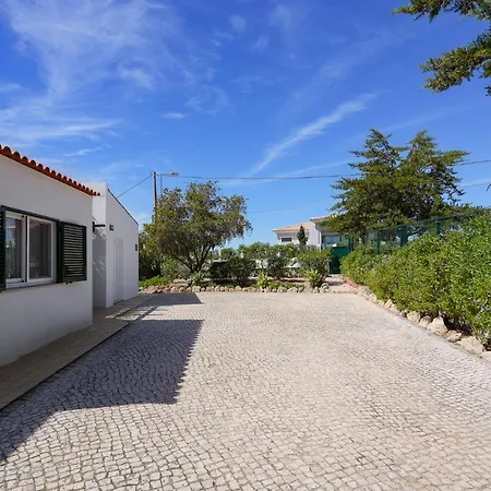 Casa Manjua * Carvoeiro (Lagoa)