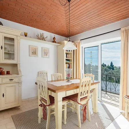 Vila Casa Manjua *