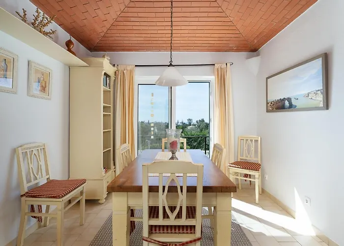 Casa Manjua * Carvoeiro (Lagoa)