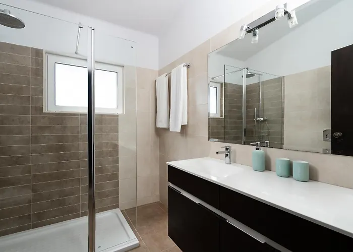 Casa Manjua * Carvoeiro (Lagoa)